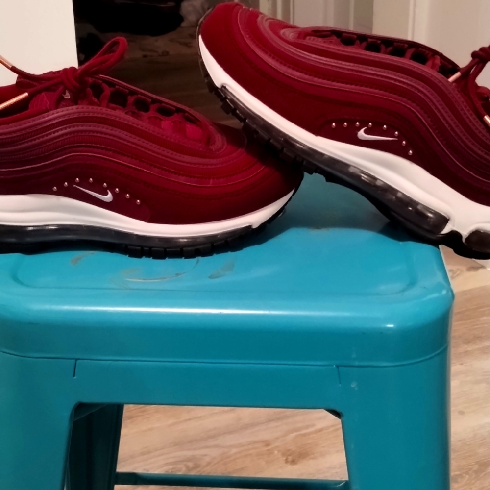 Worn once Nike air max corduroy